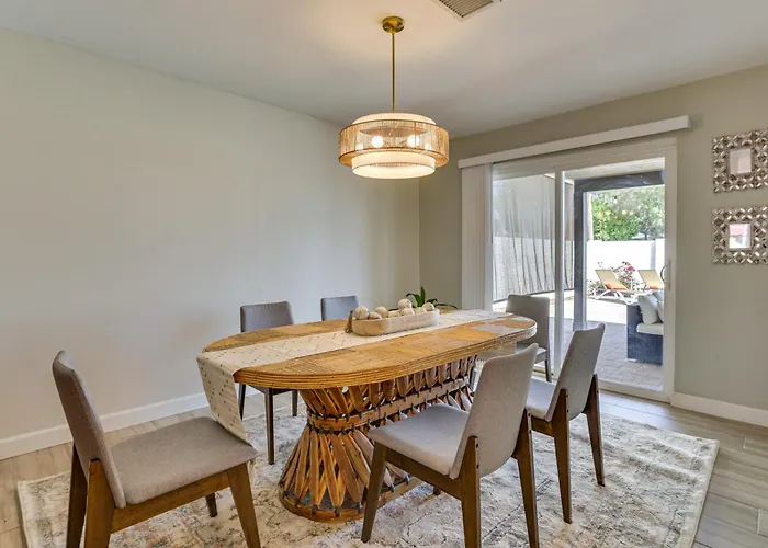 Dom wakacyjny Great For Families! Desert Oasis 2 Mi To Old Town Scottsdale