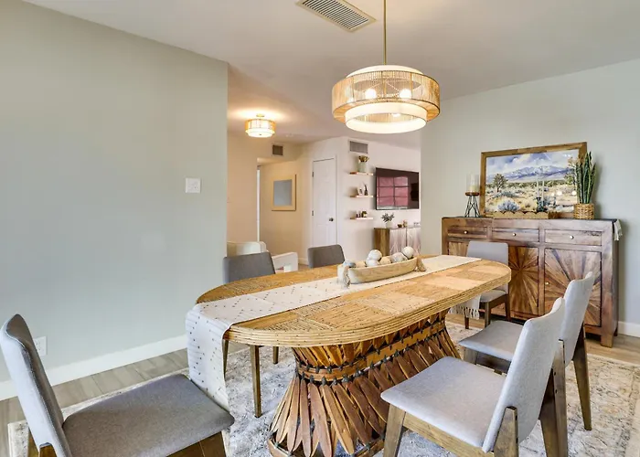 Dom wakacyjny Great For Families! Desert Oasis 2 Mi To Old Town Scottsdale